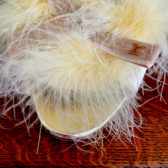 Louis Vuitton Yellow Silk Heels w/ Yellow Ostrich Feather & Velvet Bow - Picture 5 of 8